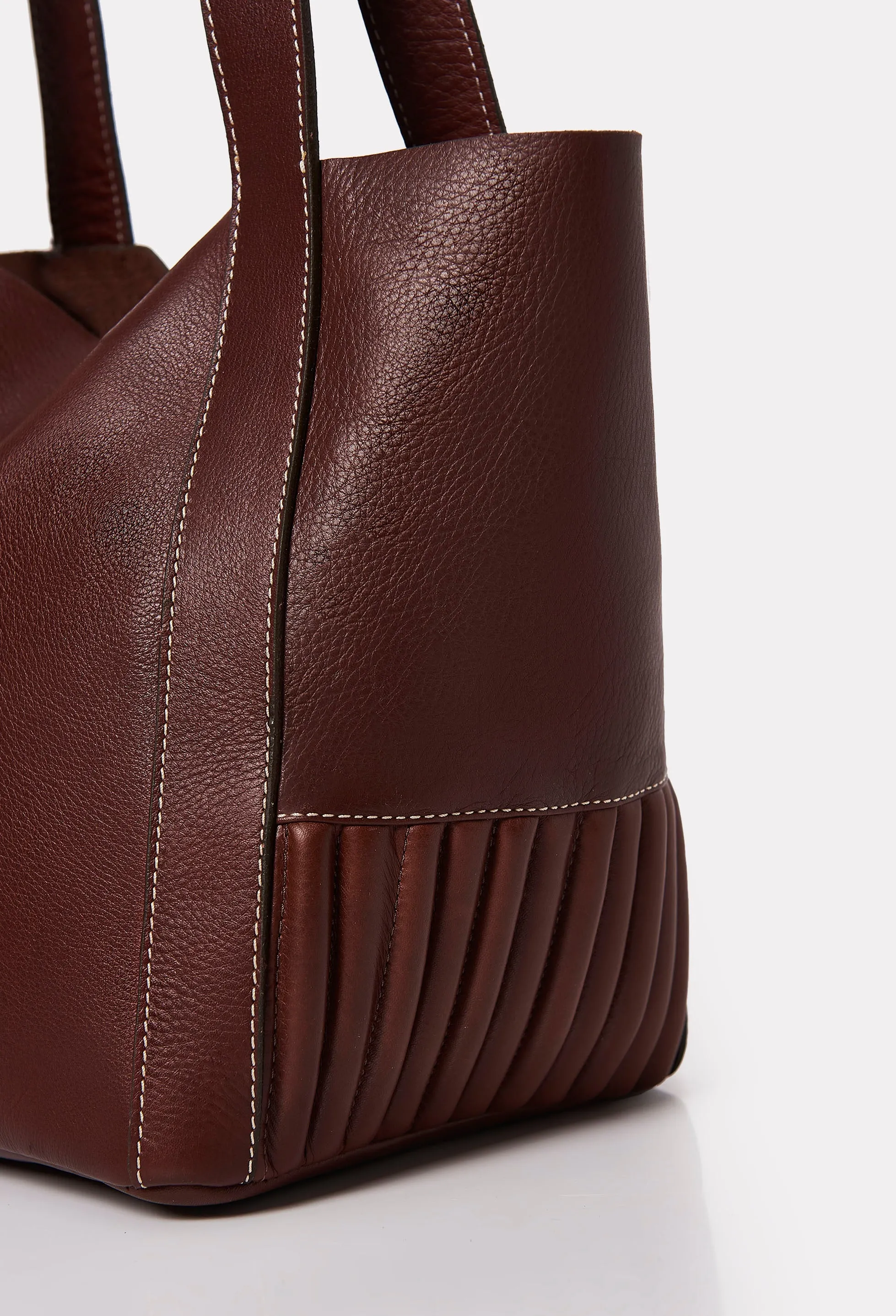 Coffee Leather Mini Bucket Bag 'Ushuaia'