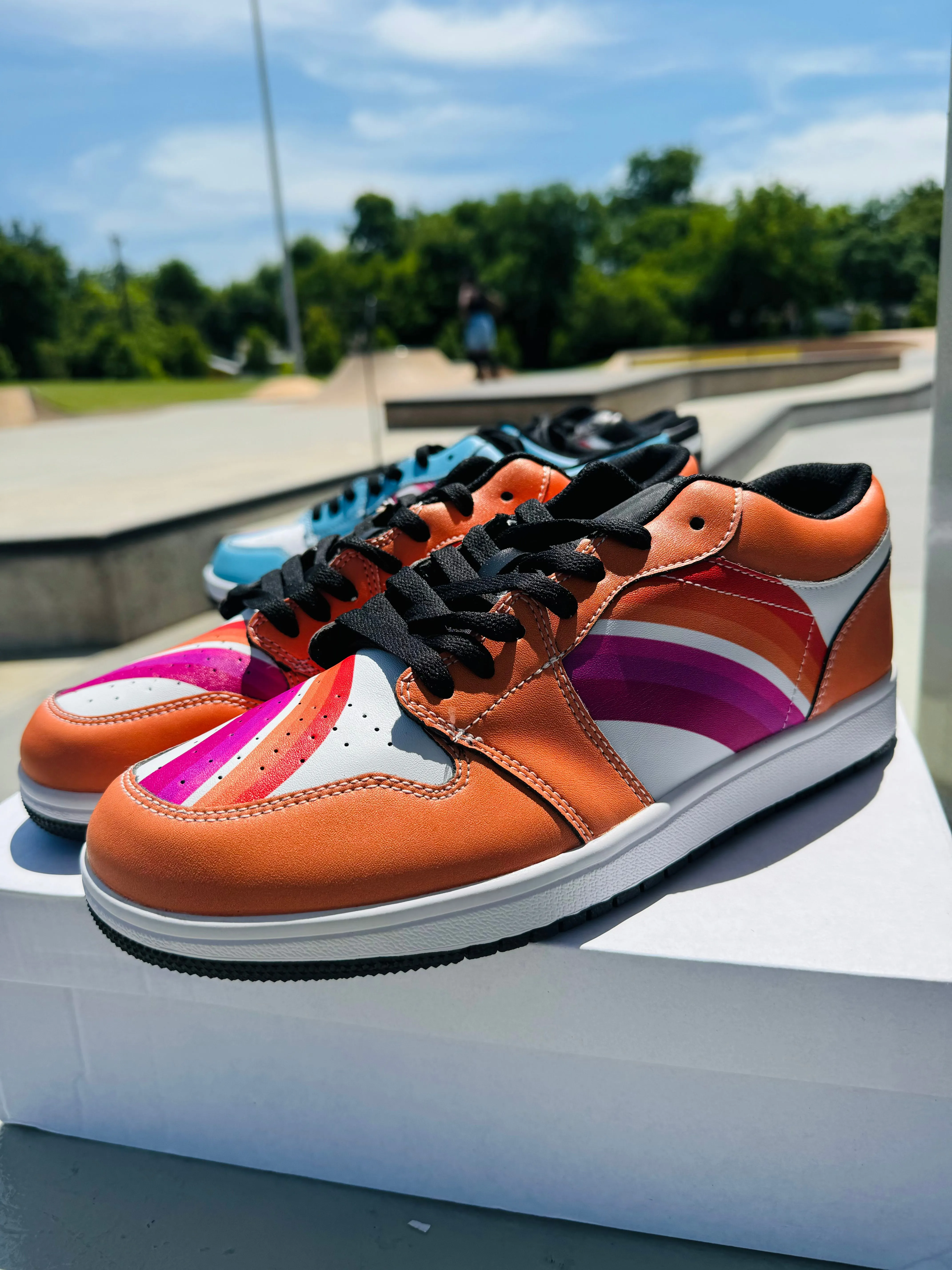 Lesbian Pride Low Top Unisex Sneakers