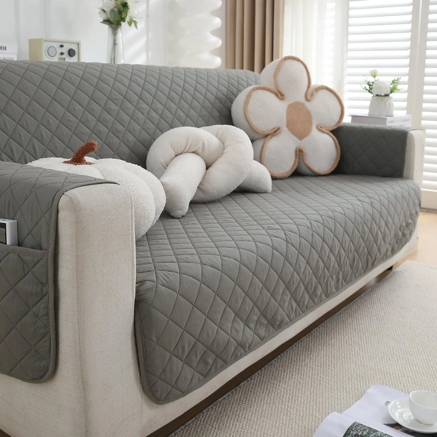 Waterproof & Quick-Dry Quilted 1/2/3-Seater Sofa Cover with Pockets on Armrest, Light Grey