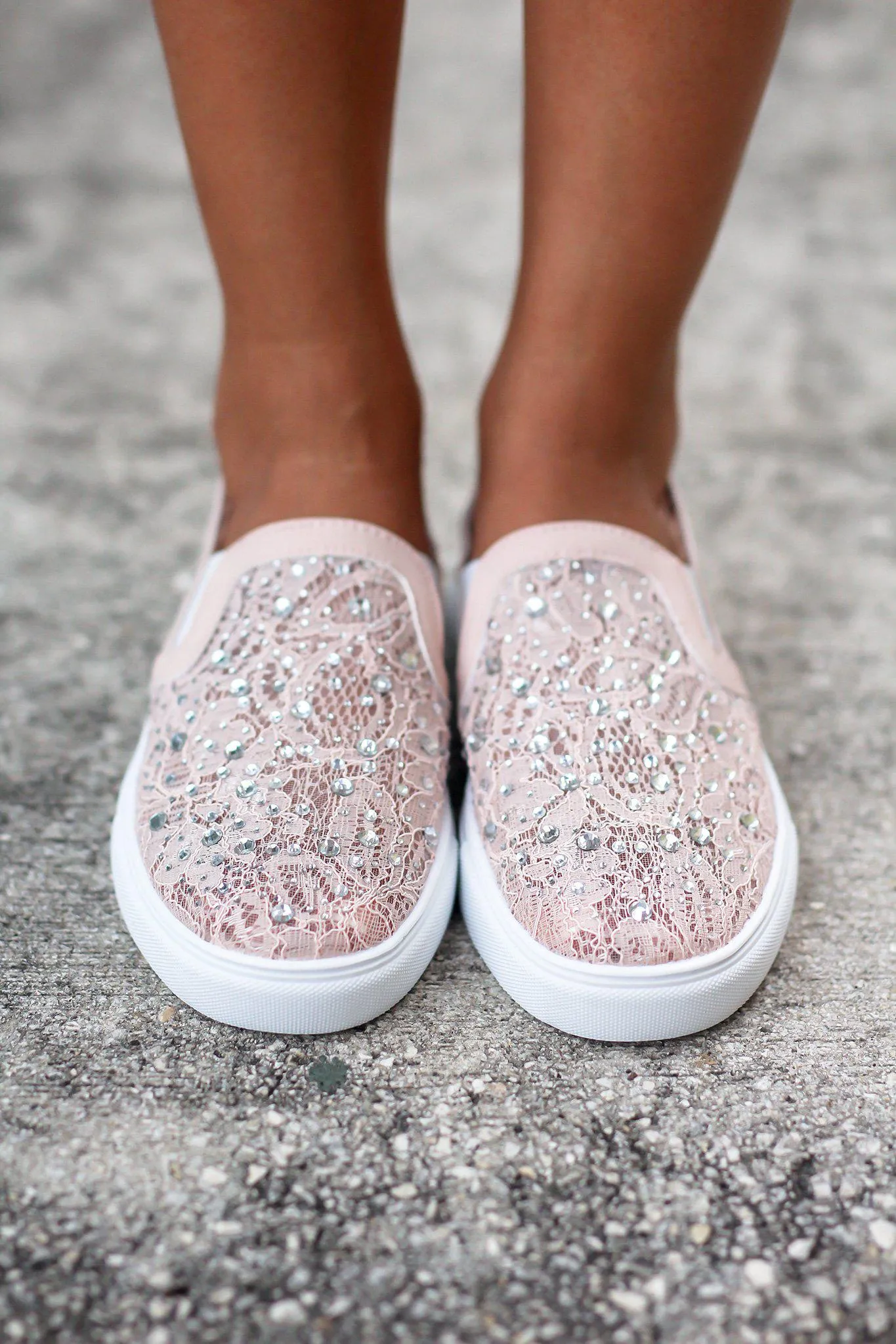 Zora Blush Sneakers