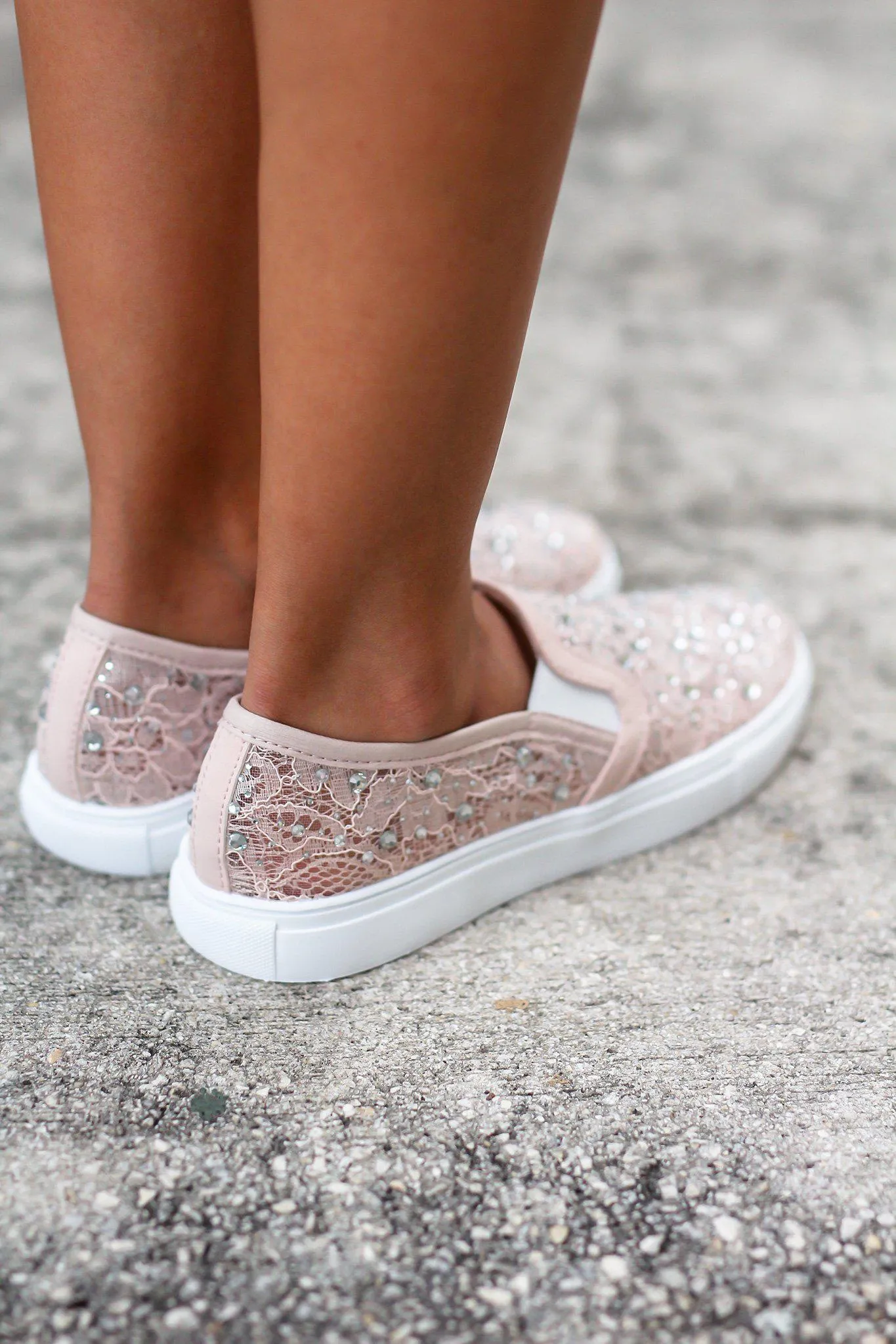 Zora Blush Sneakers